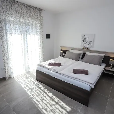 Villa Jacky In For 8 People With Private Pool Just 900 Meters From Sea *