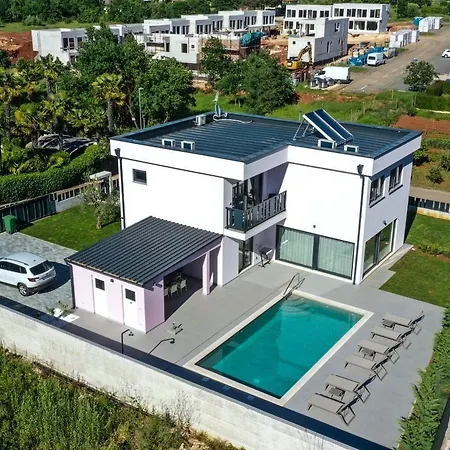 Villa Jacky In For 8 People With Private Pool Just 900 Meters From Sea *