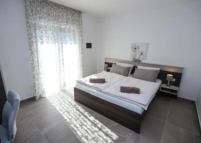 Villa Jacky In For 8 People With Private Pool Just 900 Meters From Sea *