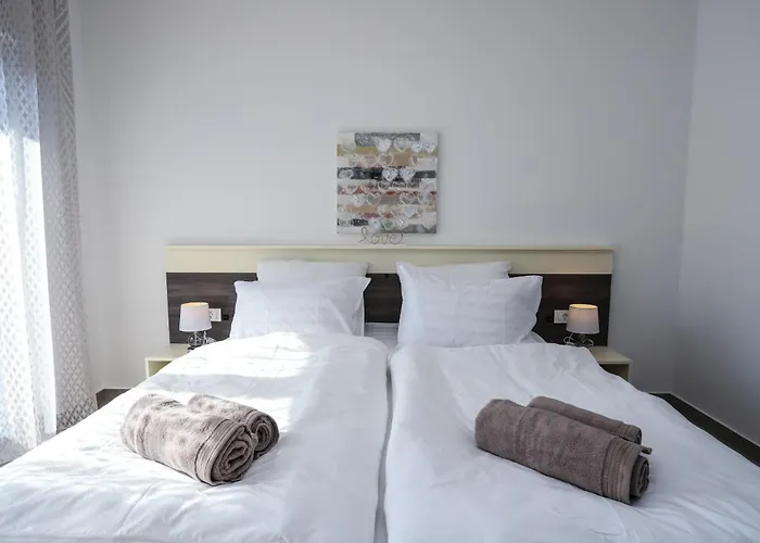 Villa Jacky In For 8 People With Private Pool Just 900 Meters From Sea