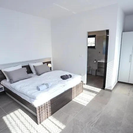 Jacky In For 8 People With Private Pool Just 900 Meters From Sea * Porec